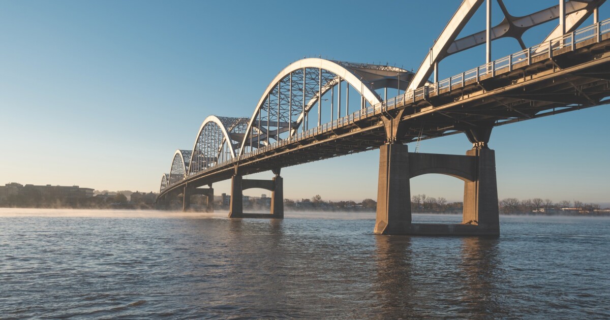 State transportation departments to hold Centennial Bridge public meeting