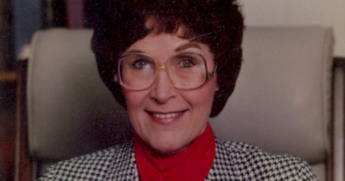 Patsy Sloan, first woman elected Bowling Green mayor, dies at 85
