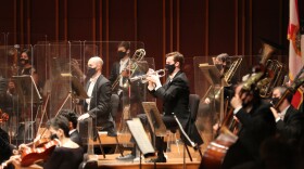 Jacksonville Symphony performs in masks