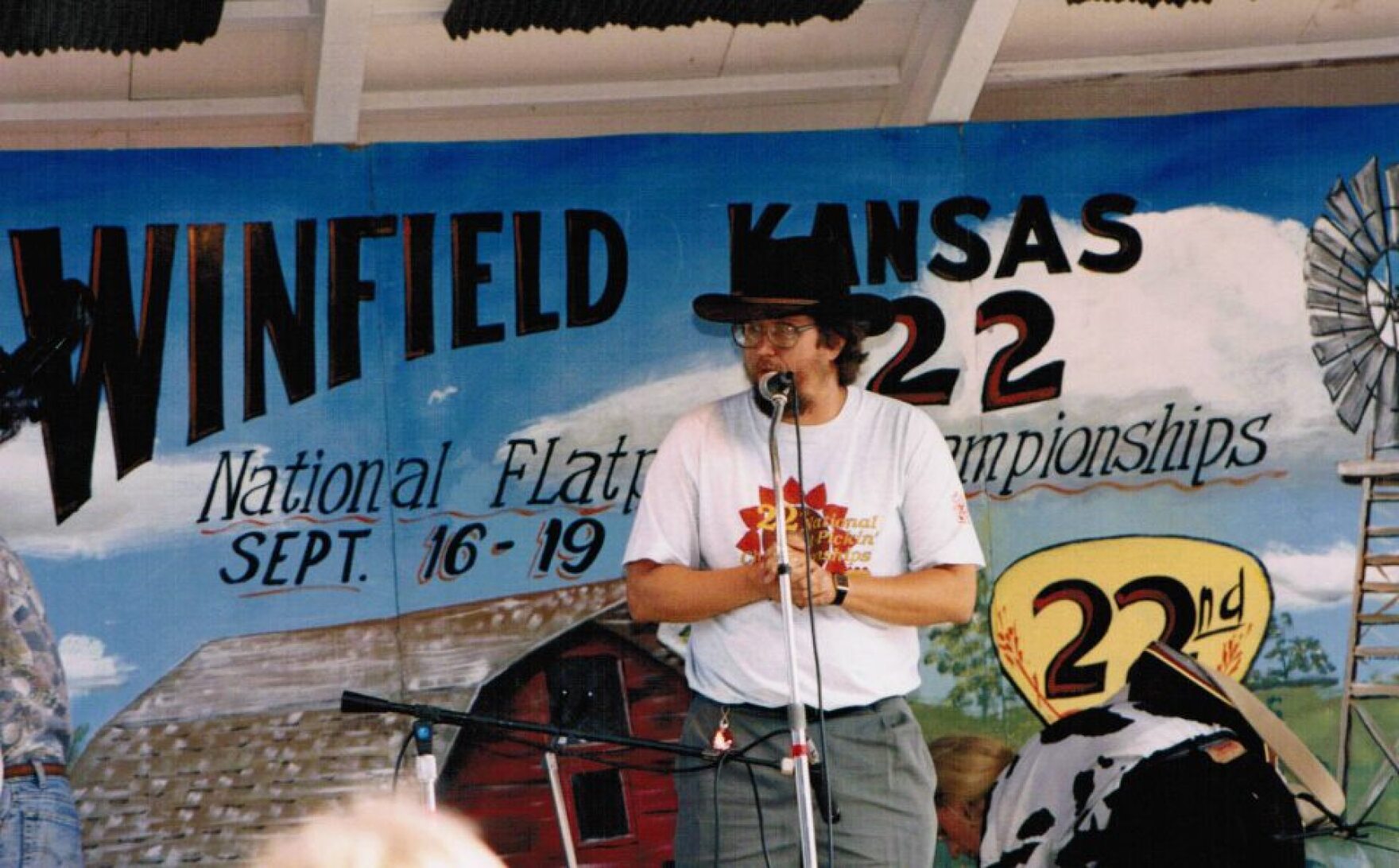 KPR to Celebrate 30 Years of Trail Mix with Dar Williams