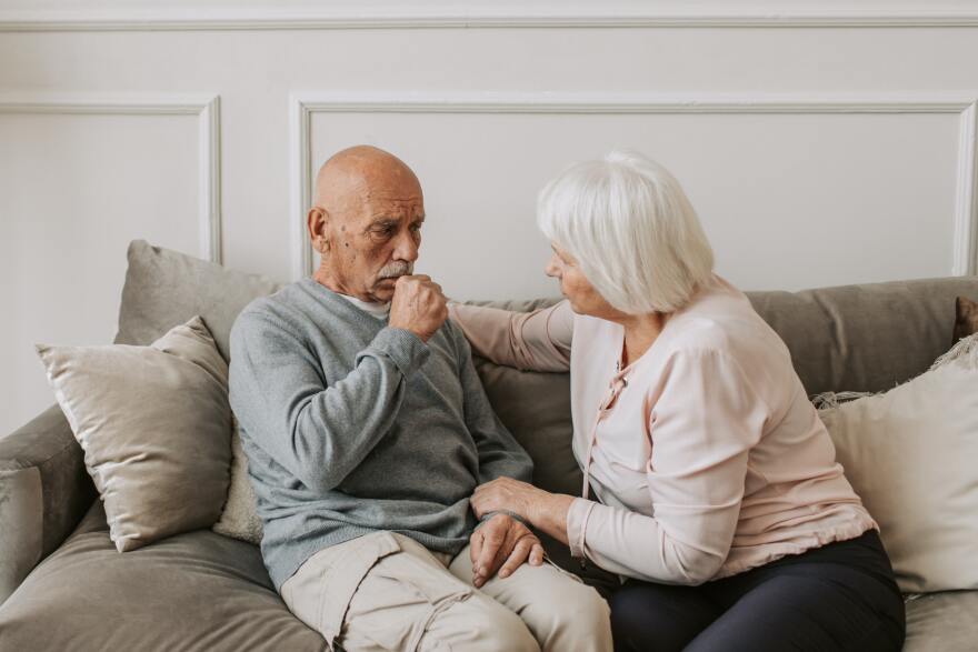 This picture tries too illustrate how ALZ and dementia patients usually have higher cognitive abilities and comfort at certain times of the day - usually full daylight.