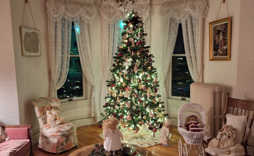 Each room has its own holiday theme.