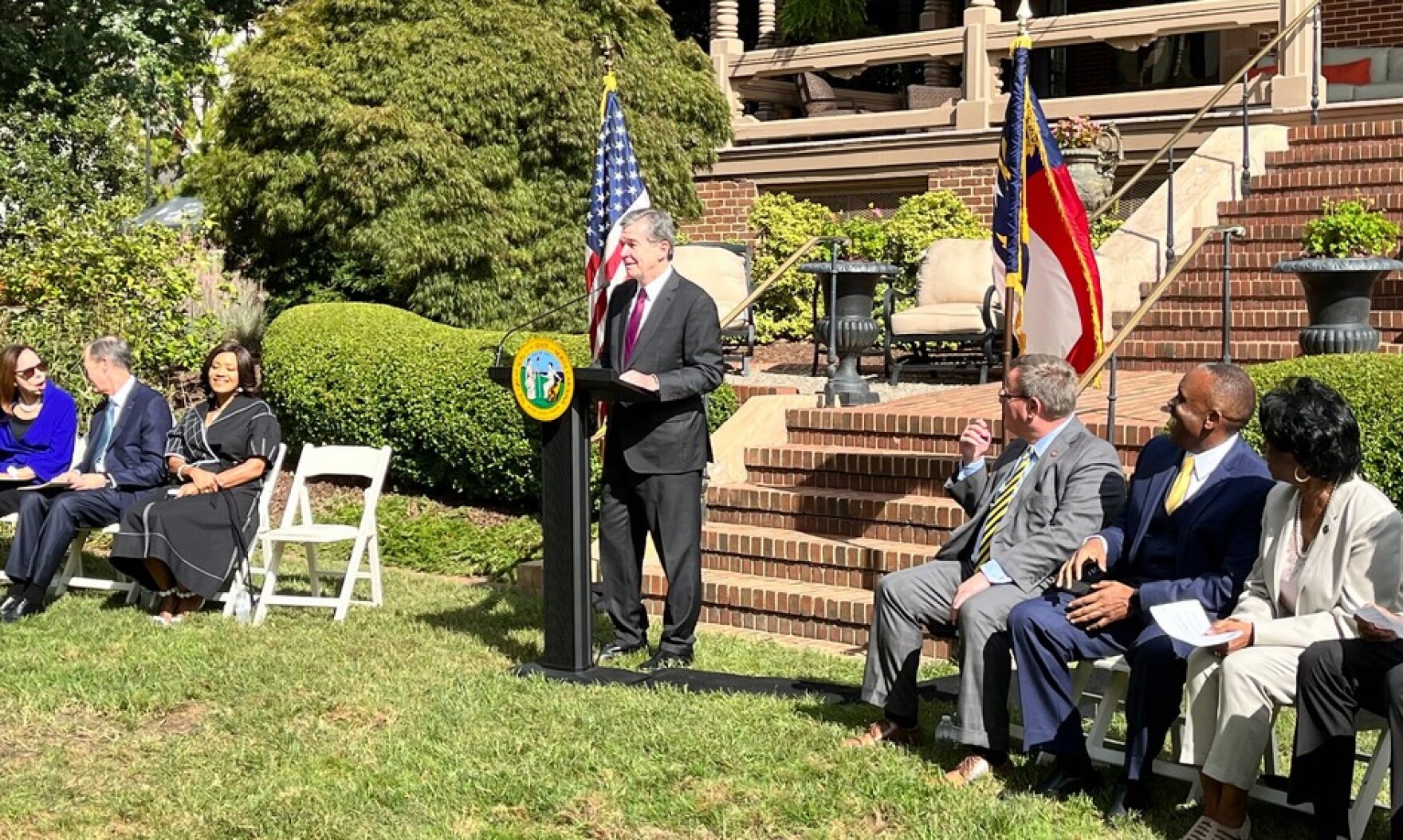 North Carolina wins Wolfspeed semiconductor materials plant WFAE 90.7