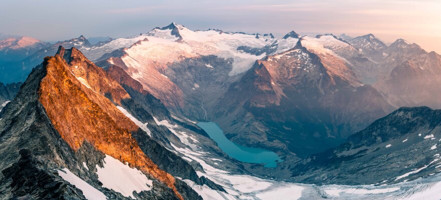 A panorama of the remote Chilliwack peaks near the Canadian border. These are among the most demanding to scale for peak baggers working on the Bulger List.