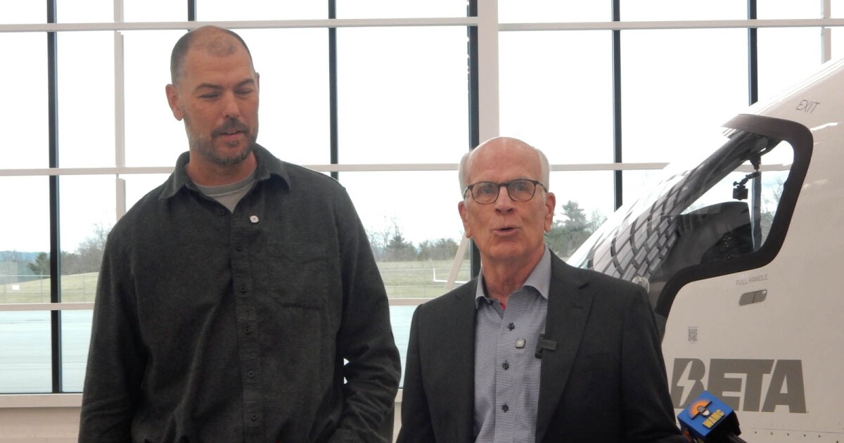 Vermont senator touts bill to advance electric aircraft production