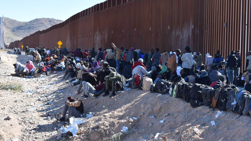 Lukeville migrants 1