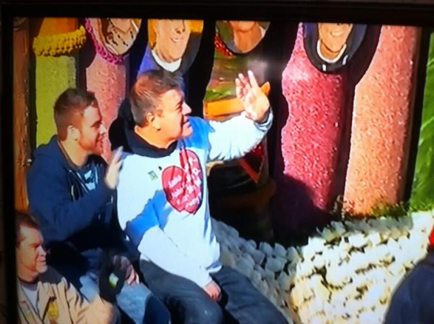 Gates Orlando at the 2015 Rose Bowl Parade