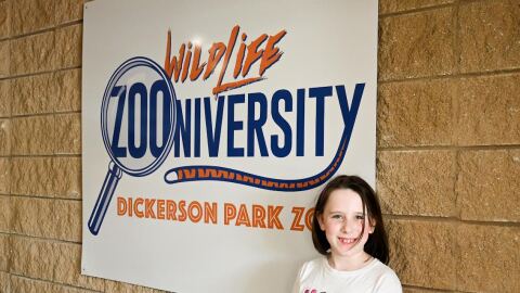 Little Girl going into the Dickerson Zoo's Zooniveristy
