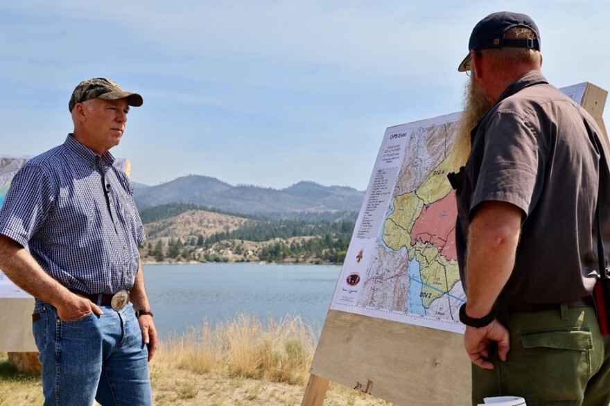 Gov. Gianforte receiving a briefing on the Horse Gulch Fire in Helena