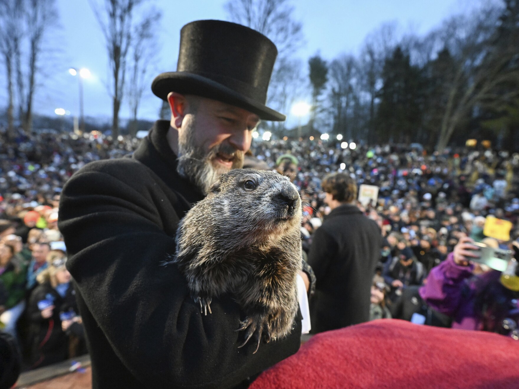 Watch Groundhog Day 2025 Punxsutawney Phil declares an early spring