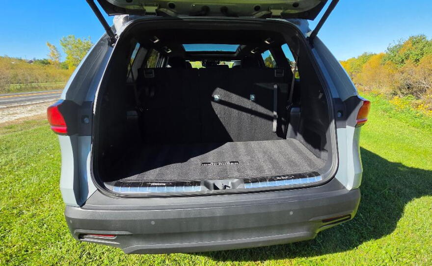 2026 Toyota Grand Highlander Nightshade Hybrid hatch