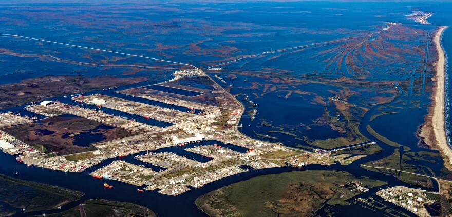 Oil and gas built Port Fourchon; now the seaport is finding its role in
