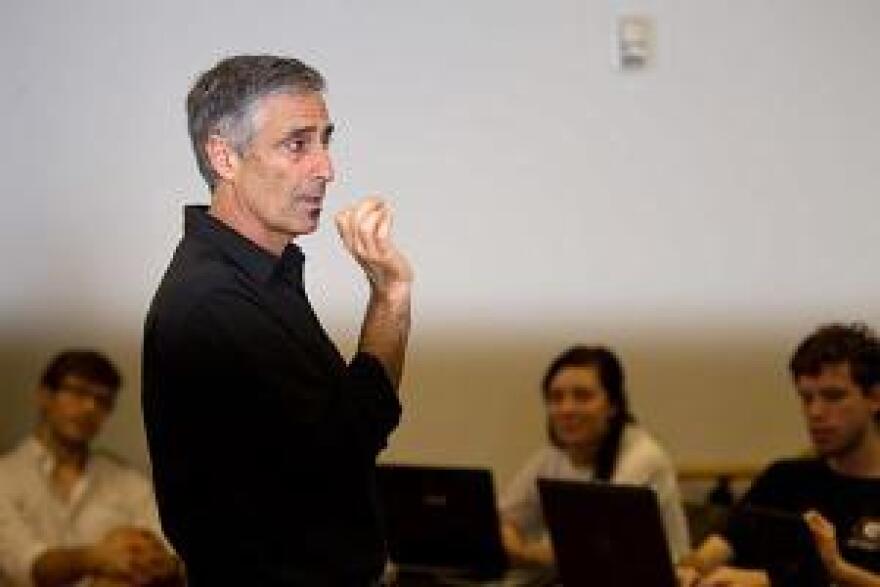 Jeffrey Berejikian teaching a class.