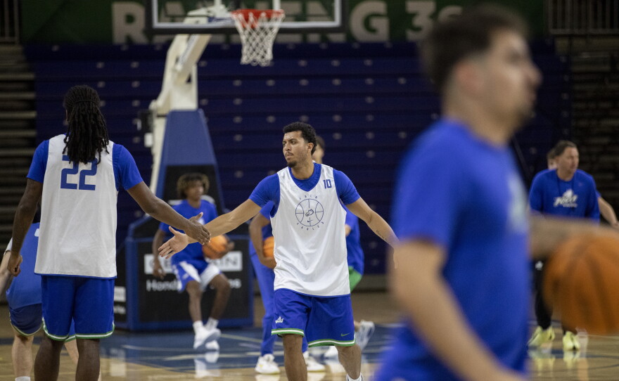The FGCU mens basketball team had their first practice of the 2026-2027 season on Monday, Sept. 21, 2026 at Alico Arena.