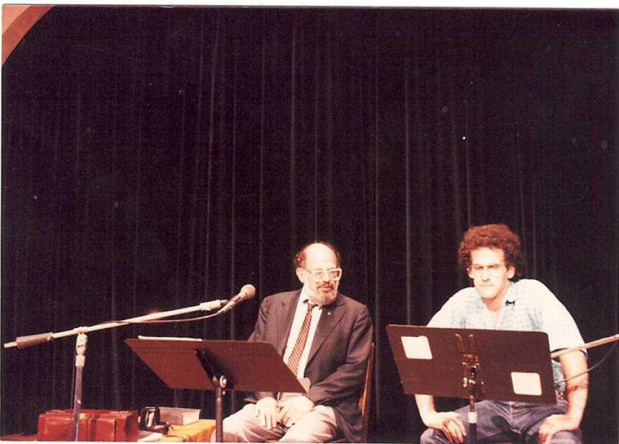 Allen Ginsburg invited Barfield to join him onstage after requesting a guitarist who could play the blues.