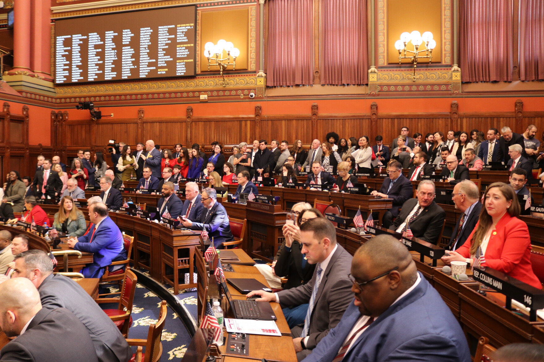 CT legislative session ends this week with key bills still pending