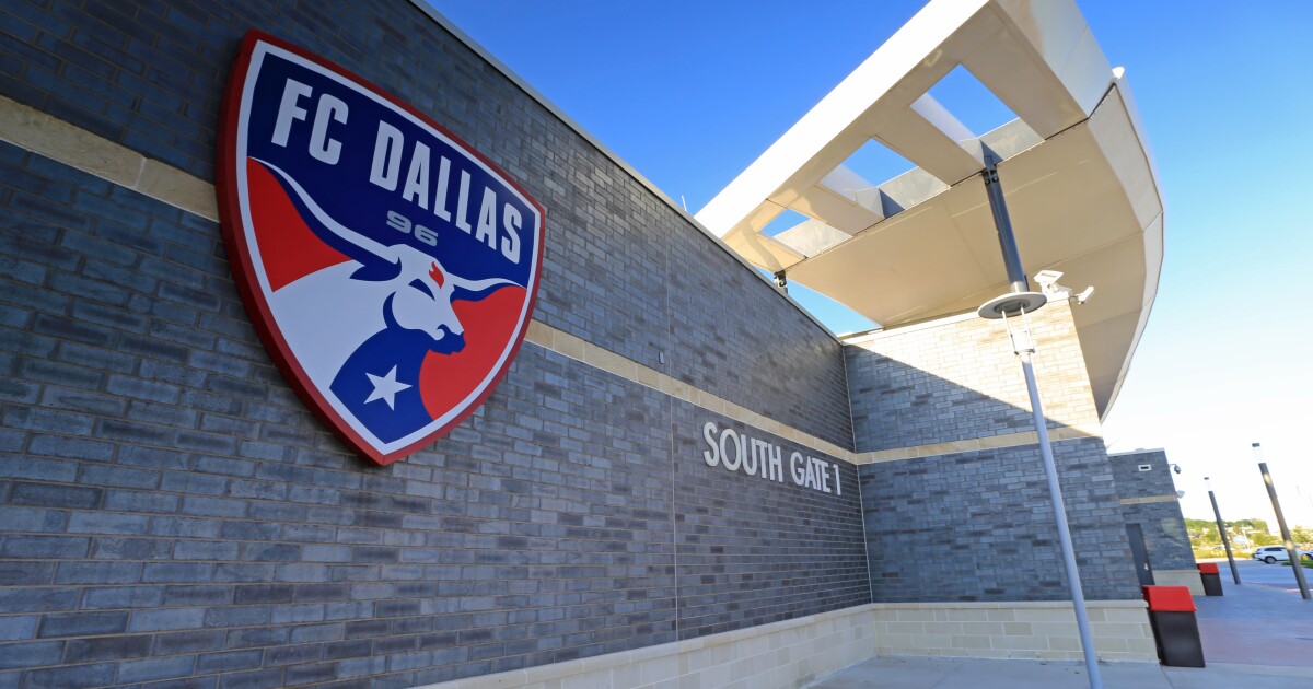 Texas’ Major League Soccer teams kick off with replacement refs | HPPR