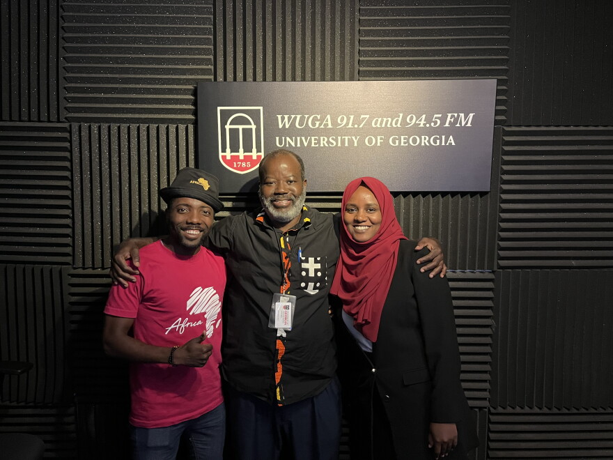 2022 Mandela Washington Fellows, Arlindo Caiombe (Angla) and Abafita Hanan (Ethiopia) with host, Akinloye Ojo