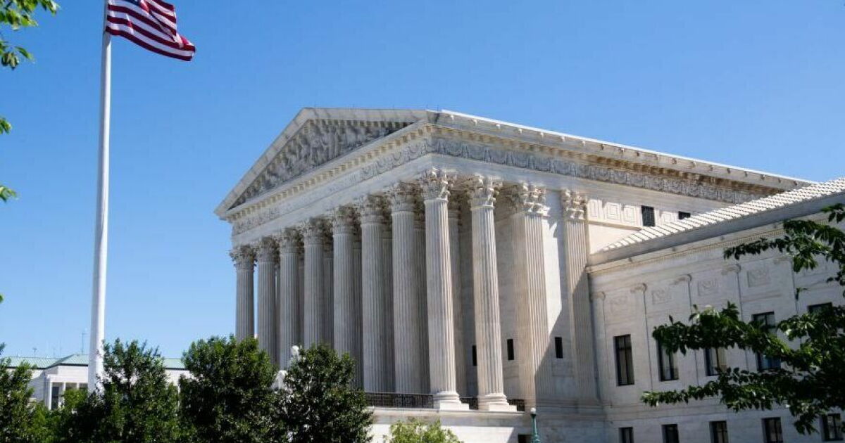 Cef Nh Chief justice takes back the reins at the Supreme Court this term | New ...