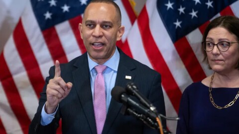 House Minority Leader Hakeem Jeffries, D-N.Y., speaks about Virginia's redistricting vote as Democratic Congressional Campaign Committee Chairman Suzan DelBene, D-Wash., right, looks on, at the Democratic National Committee headquarters in Washington, Wednesday, April 22, 2026. Virginia voters approved a congressional redistricting plan that could help Democrats win up to four additional U.S. House seats in this year's midterm elections.