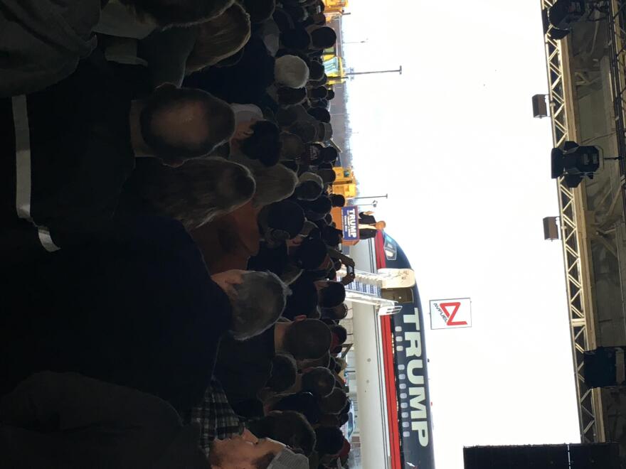 Image of Donald Trump At Youngstown's airport