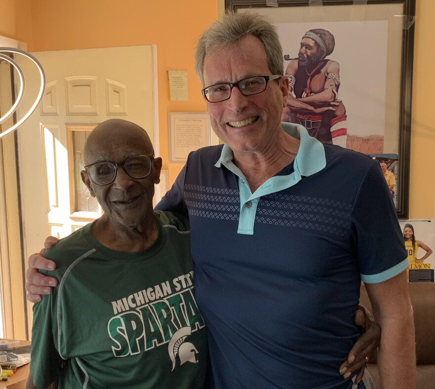 Jim Bibbs, Russ White