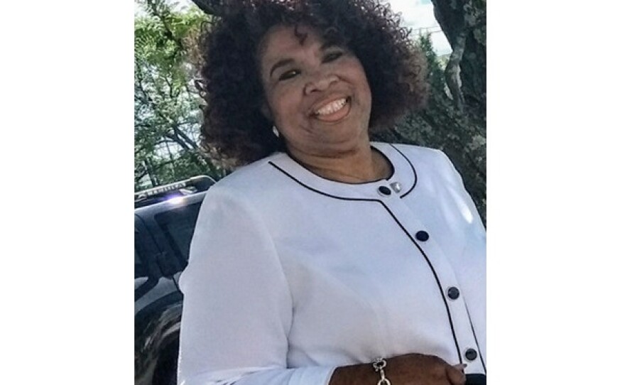 stephanie_summerow_dumas.jpg