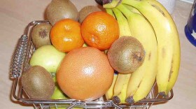 Fruit in its natural, sticker-less form.