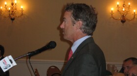 Senator Rand Paul speaks to the Bowling Green Noon Rotary Club