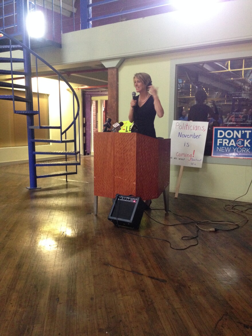 Zephyr Teachout speaks to a group of supporters in Rochester