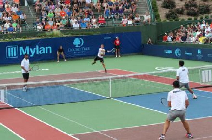 wt_tennis.jpg