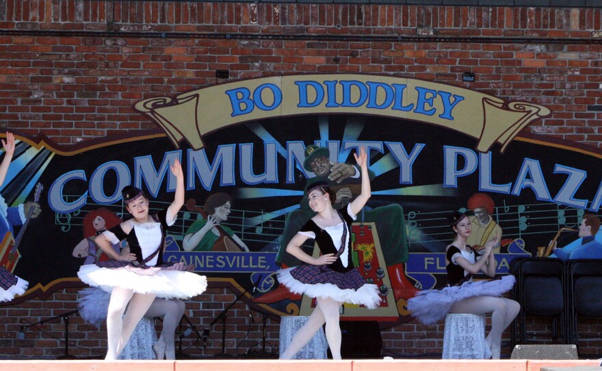 Seniors of the Gainesville Ballet Theatre perform on the Bo Diddley Stage downtown. (photo by Caroline Strogis)