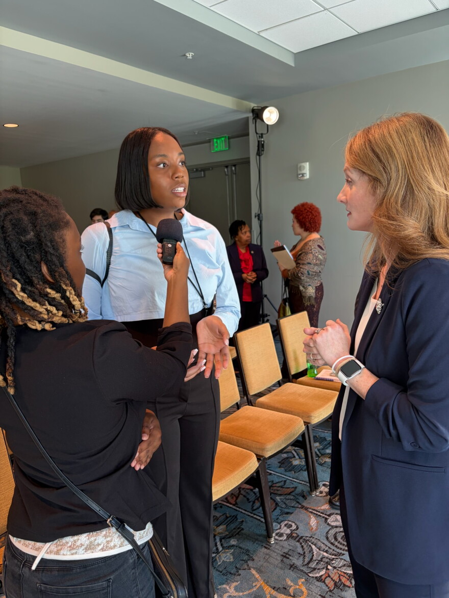 WVAS Interns Ashanti Carter and Tiffany McCurdy interview a veterans advocate representative.