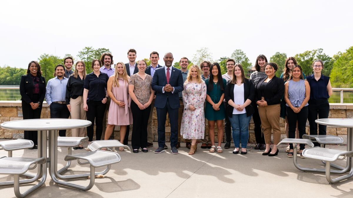 30 Chancellor's and Provost's Scholars graduate from SIU Carbondale - Vimarsana News