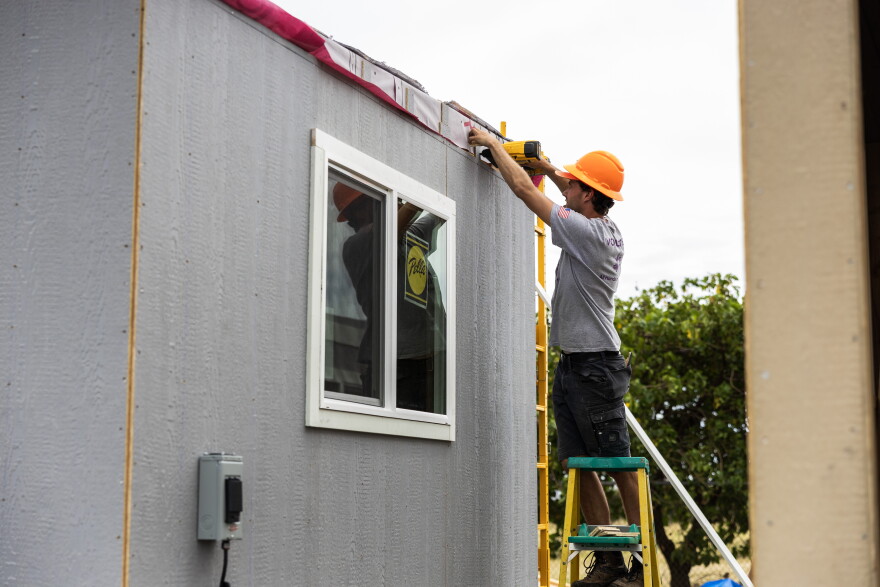 Selected applicants for the new Kamaʻāina Credit for ALICE Households Pilot Program will receive between $500 and $800 monthly for one year.