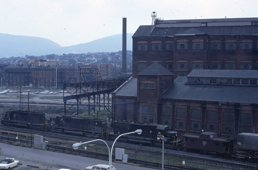 The former Pennsylvania Railroad Master Mechanic’s Building in Altoona, pictured in the 1960s. Today, this building is home to the Railroaders Memorial Museum. (Courtesy of the Railroaders Memorial Museum)