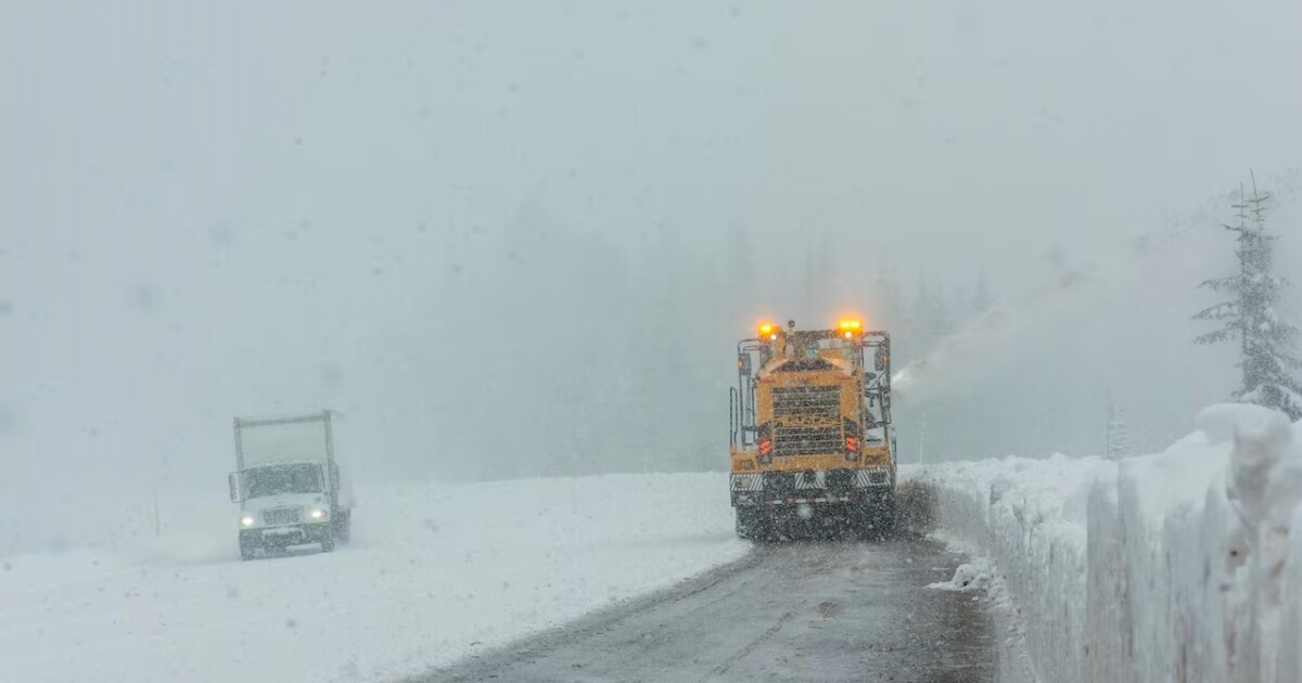 With new road funding suspended, Oregon lawmakers spar over winter maintenance