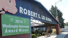 Robert E Lee School