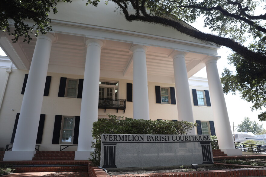 The Vermilion Parish Courthouse in downtown Abbeville, Louisiana, on Monday, October 26, 2026. A lawsuit alleging eight violations of Louisiana’s Open Meetings Law says the Vermilion Parish Industrial Development Board gave public notice of its meetings by posting a piece of paper inside the courthouse.