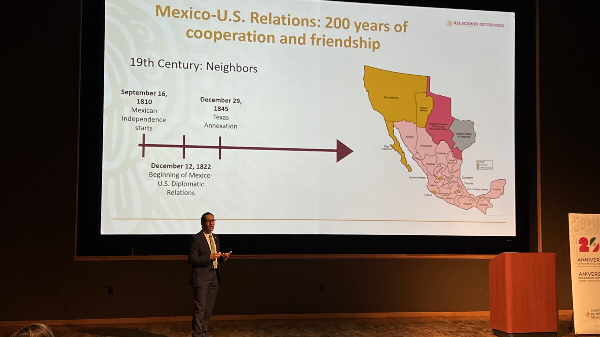 Mexican citizens living in the U.S can now process IDs at any consular office - Vimarsana News