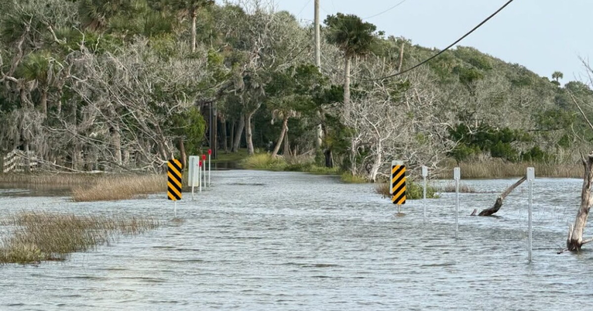 Nor'easter producing dangerous surf, flooding along Florida’s east coast