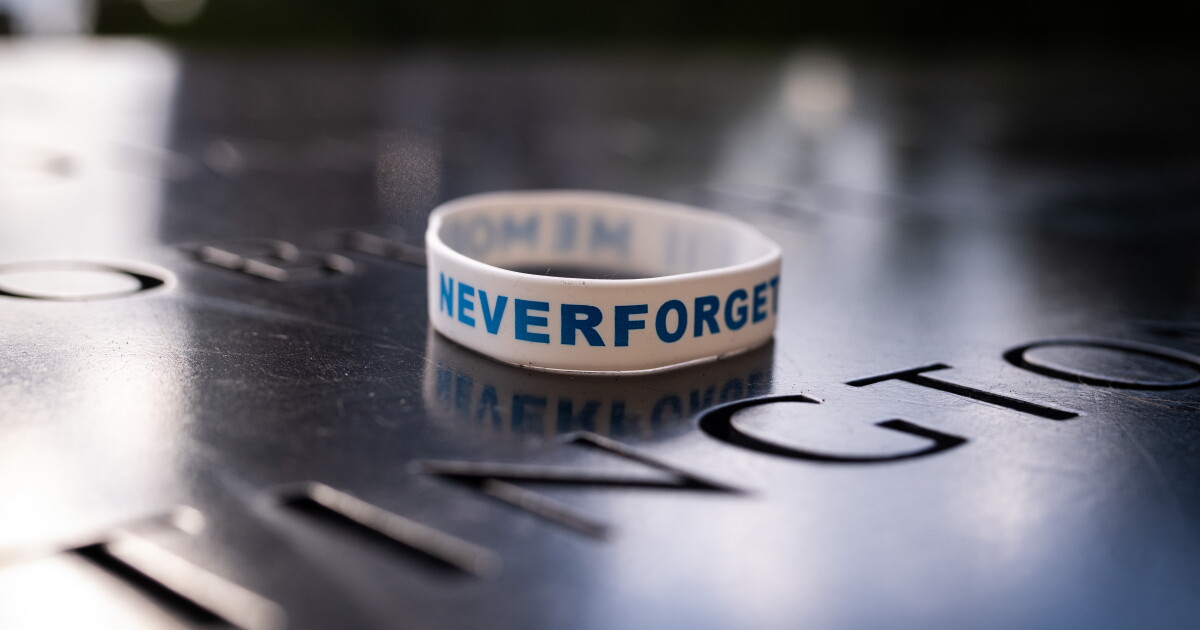 9/11 memorial unveiled at Babylon ceremony