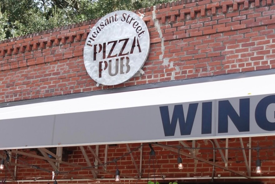 Pleasant Street Pizza Pub Imagen exterior del edificio. Foto por: Valentina Echeverri.