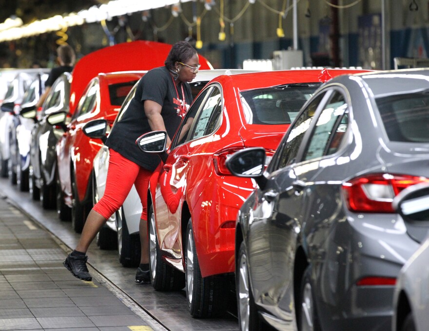 photo of Lordstown GM assembly line