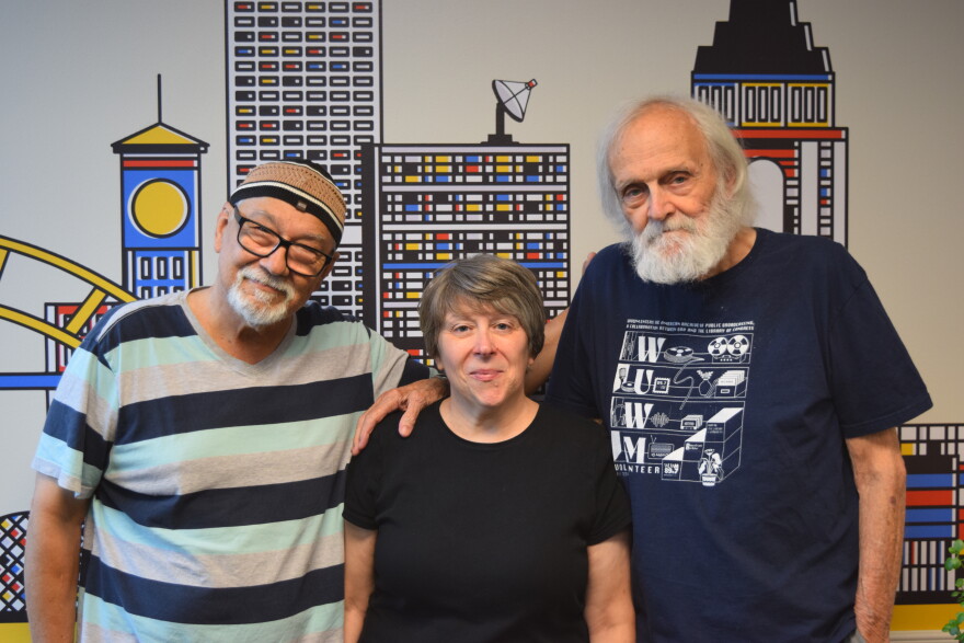 (from L to R) Gary Tanin, Lauri Jones and Bob Reitman