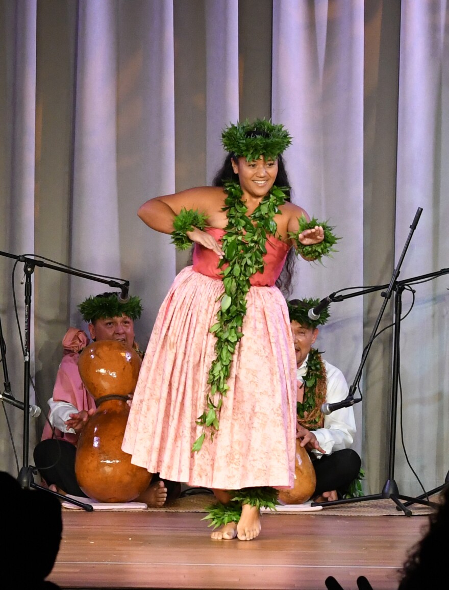 2019 Miss Hula O Nā Keiki Overall Winner Haily Kamakahukilani Nāwahine Nascimento from Hālau Nā Mamo o Puʻuanahulu