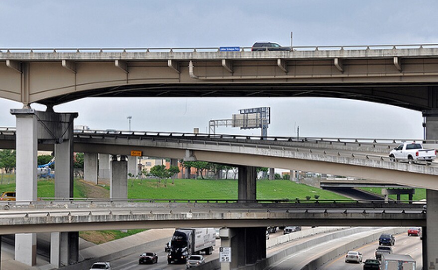 Keeping Texas Bridges ‘Safe and Usable for Years to Come’ Keeping Texas Bridges ‘Safe and Usable for Years to Come’