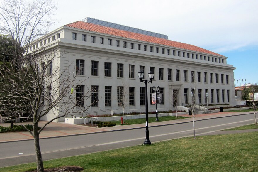 uc_berk_lib__flickr.jpg