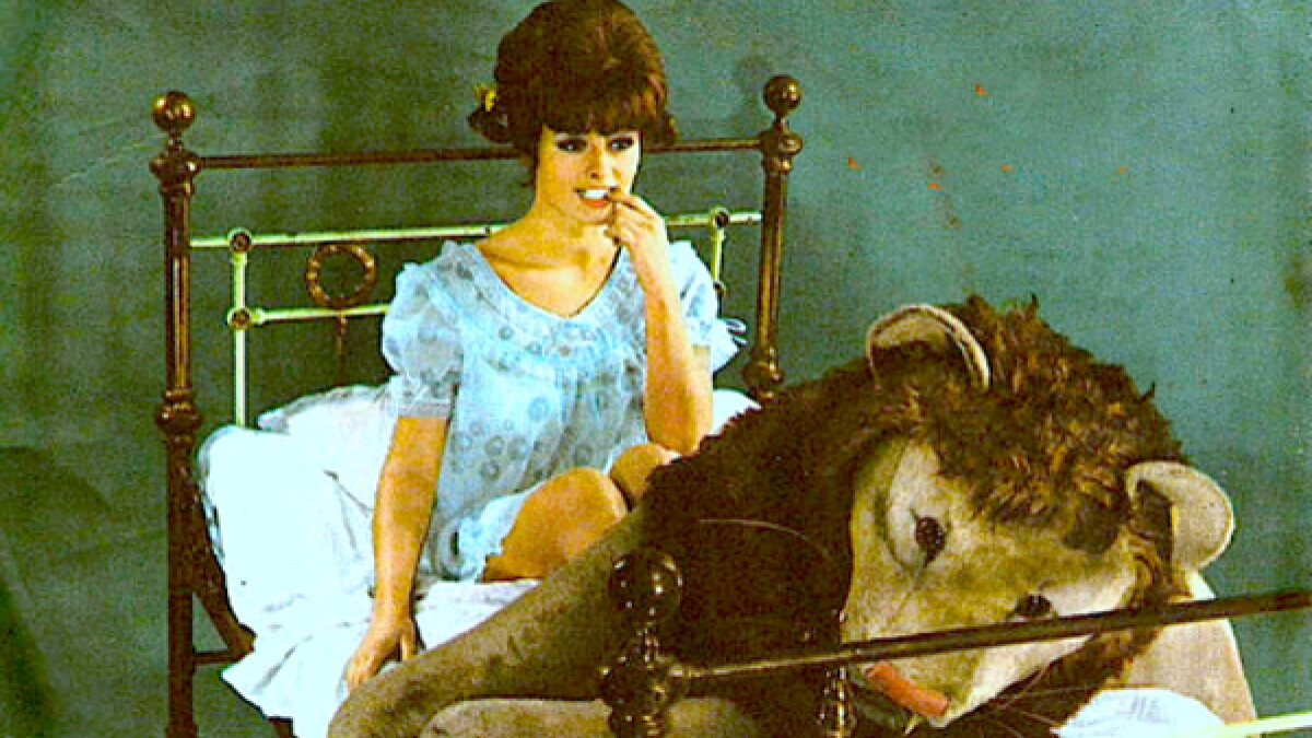 'The Lion Sleeps Tonight' Song of the Day for November 17. - Vimarsana News