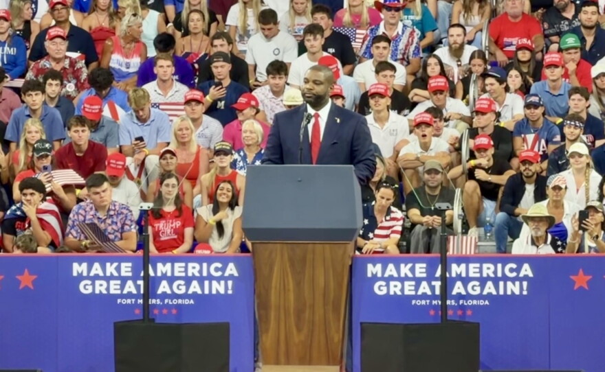 Republican gubernatorial candidate Byron Donalds tells the rally audience why he feels he would do a better job at being Florida's next governor than Democratic candidate David Jolly.